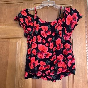 Billabong, size large, off the shoulder floral print